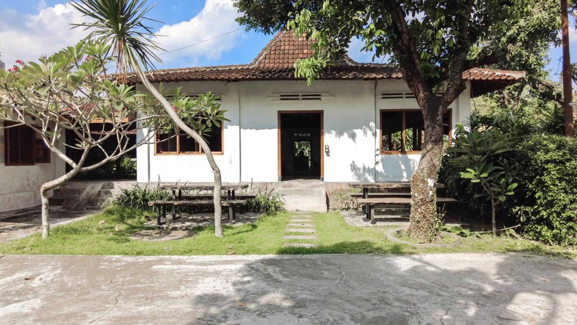 Ohmmstay - Rumah Pendopo Tanjungtirto Exterior foto